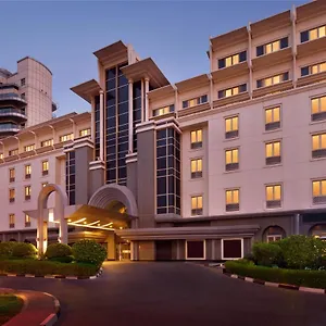 Hotel Moevenpick & Bur